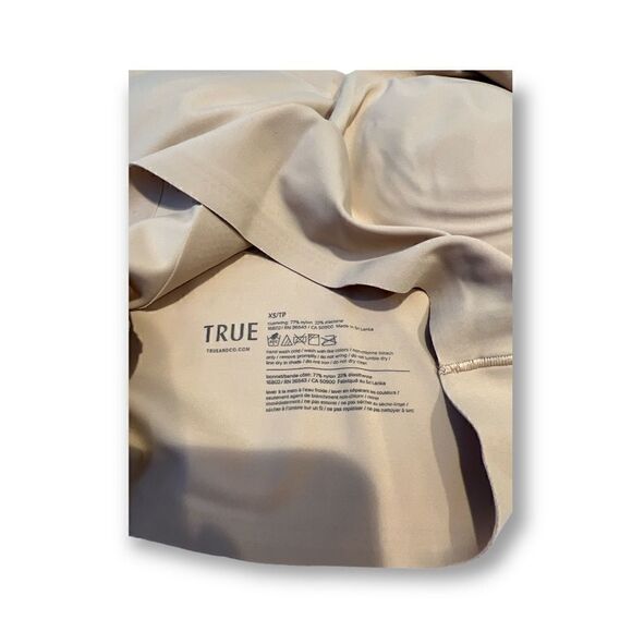 True & Co. True Body V-Neck Bra Size Extra Small - Picture 4 of 4